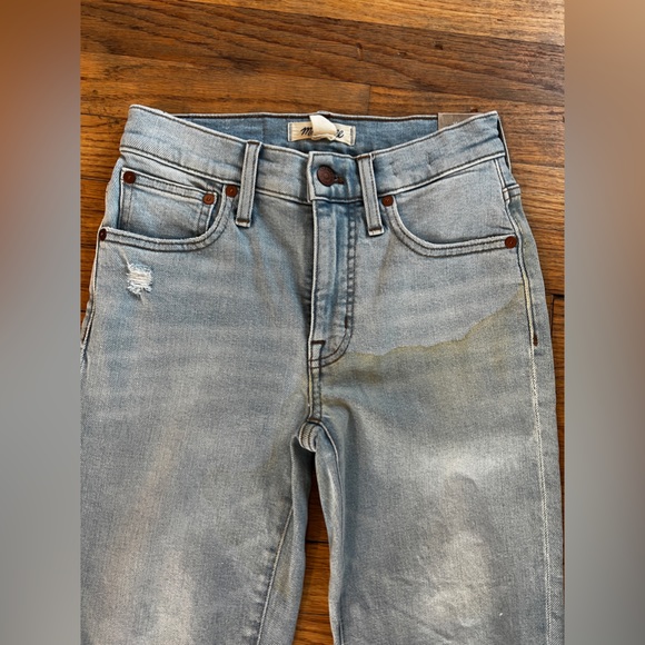 Madewell Mid Rise Classic Straight Jeans Wellingford Wash Knee Rip sz 23 - Picture 7 of 10